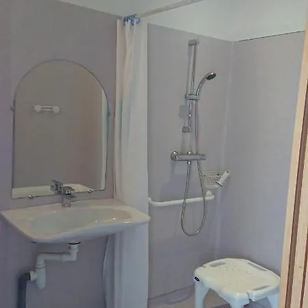 Maison D'othe - Lavande Bed & Breakfast *
